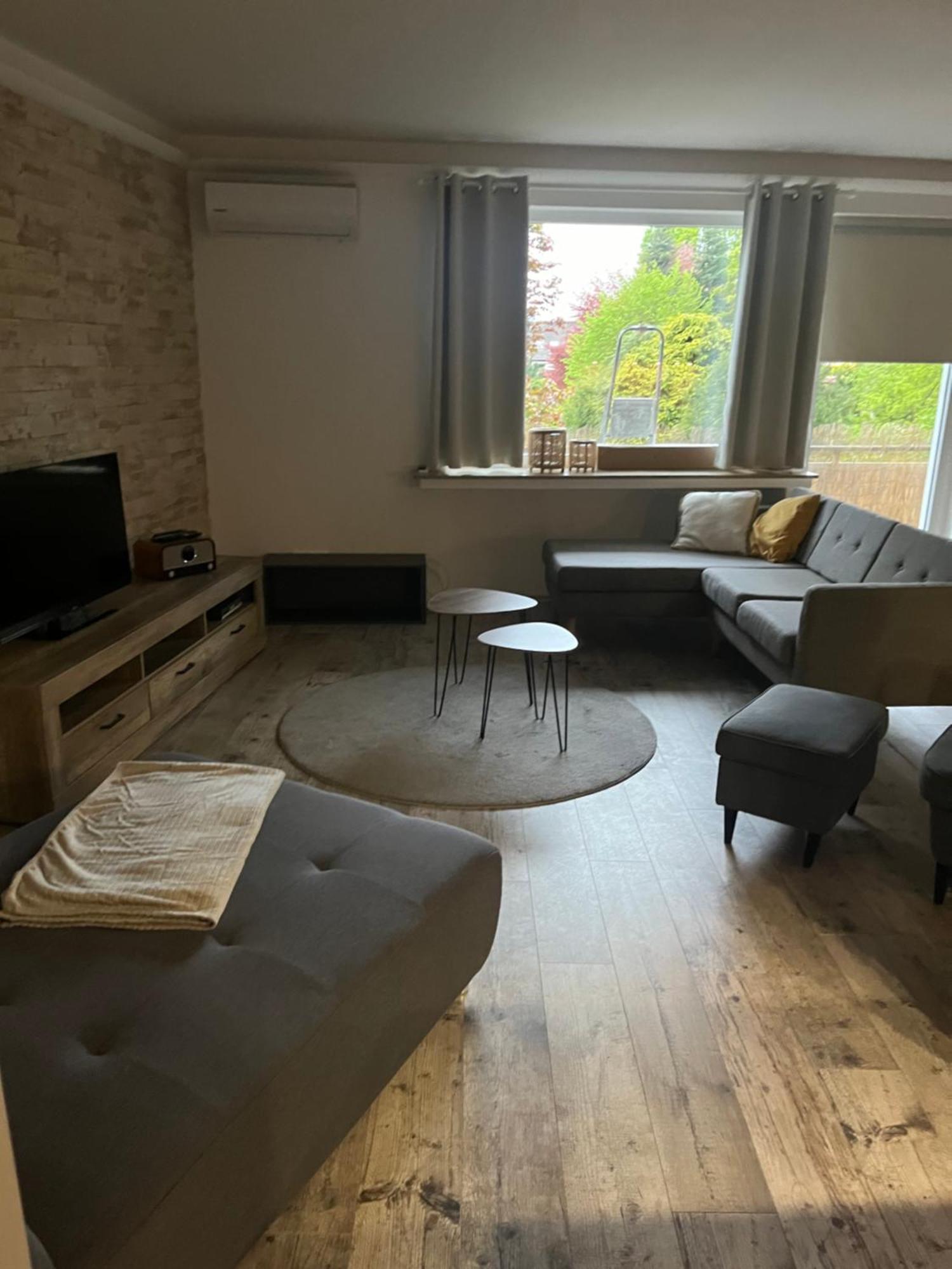 Apartment Geraeumige, Moderne 110 Qm Naehe Messe *